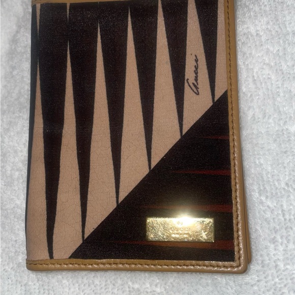 Authentic GUCCI Bifold Wallet New Never Used - Picture 2 of 5